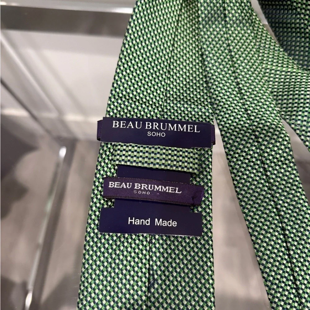 Beau Brummel Soho 100% Silk Handmade Tie